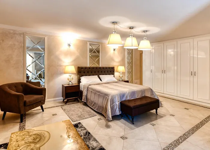 Argaka Luxury Villa *