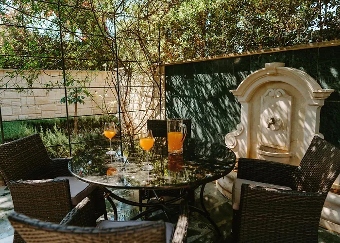 Villa Argaka Luxury *