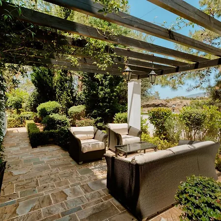 Villa Argaka Luxury *